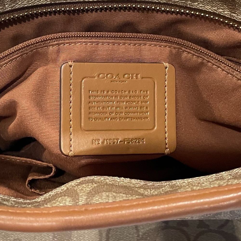 Tan Coach Shoulder Bag - Picture 6 of 11